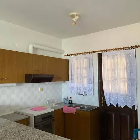 Apartment Cozu Melissi 1 Melission